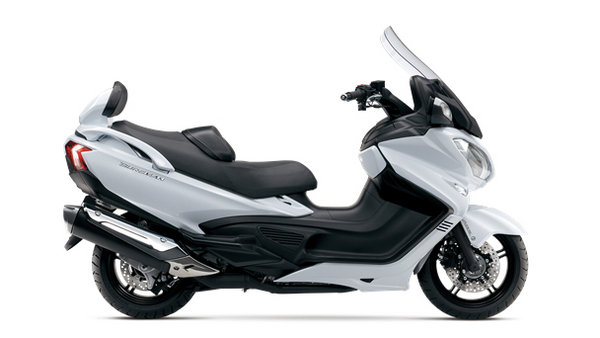 2017-burgman-650exec_600x0w